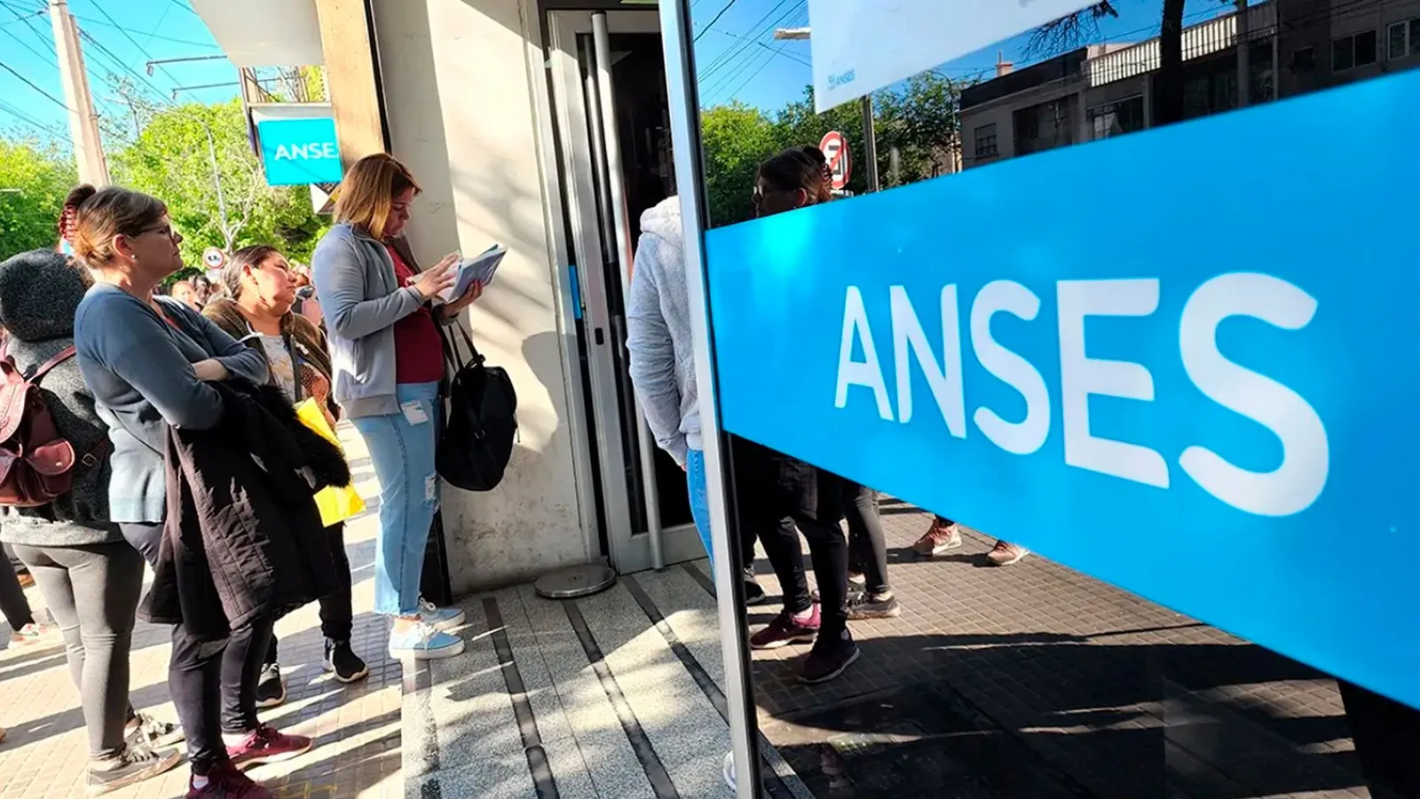 ANSES.