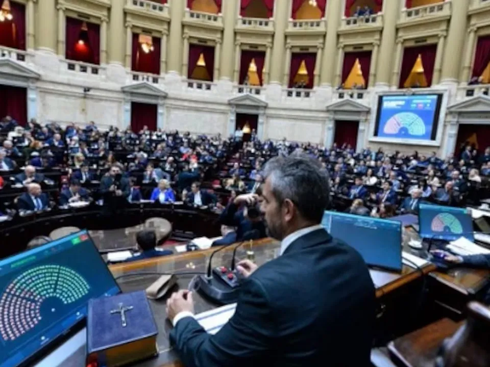Diputados aprobó la reforma del Banco Central.