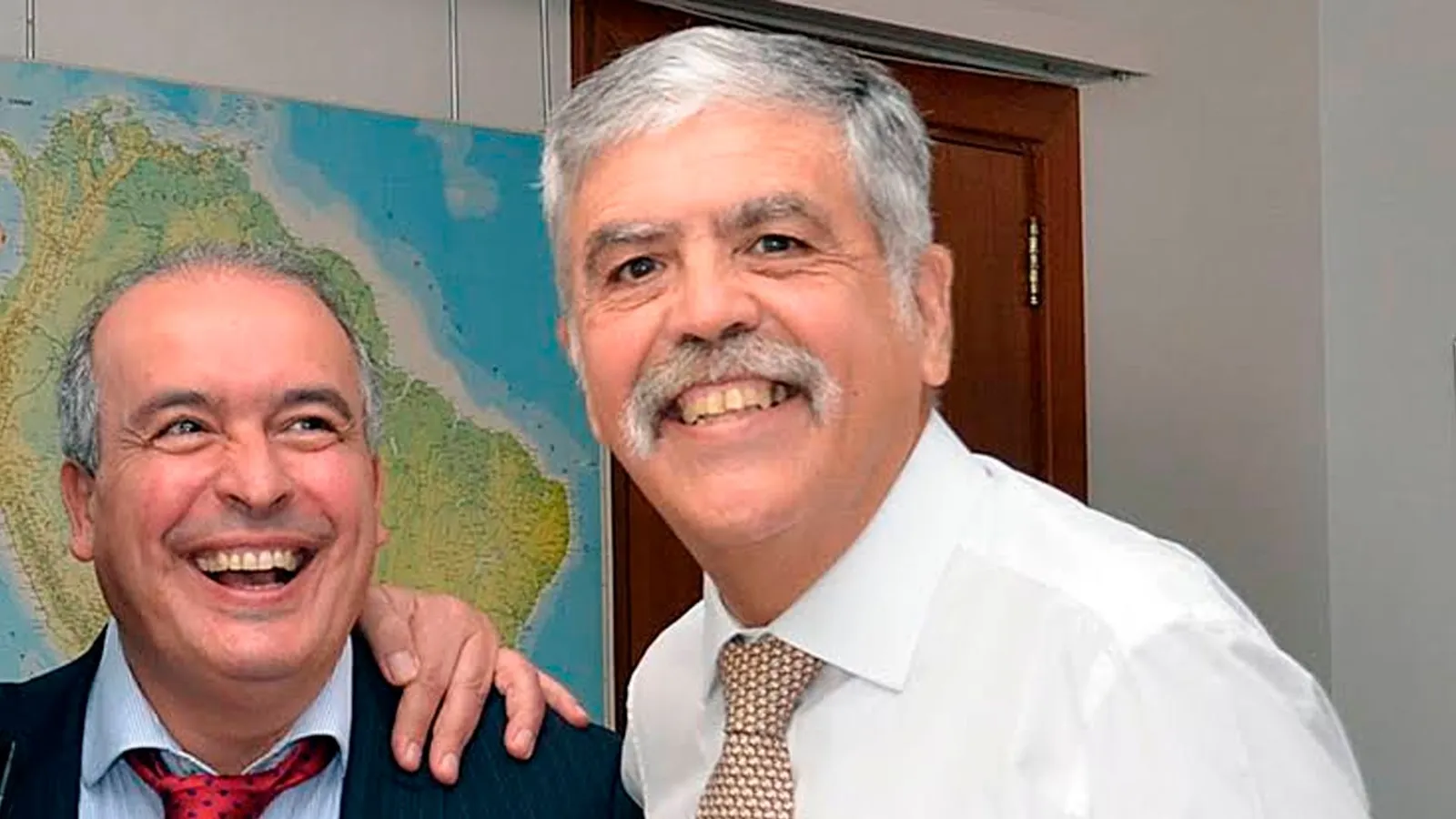 De Vido y López.