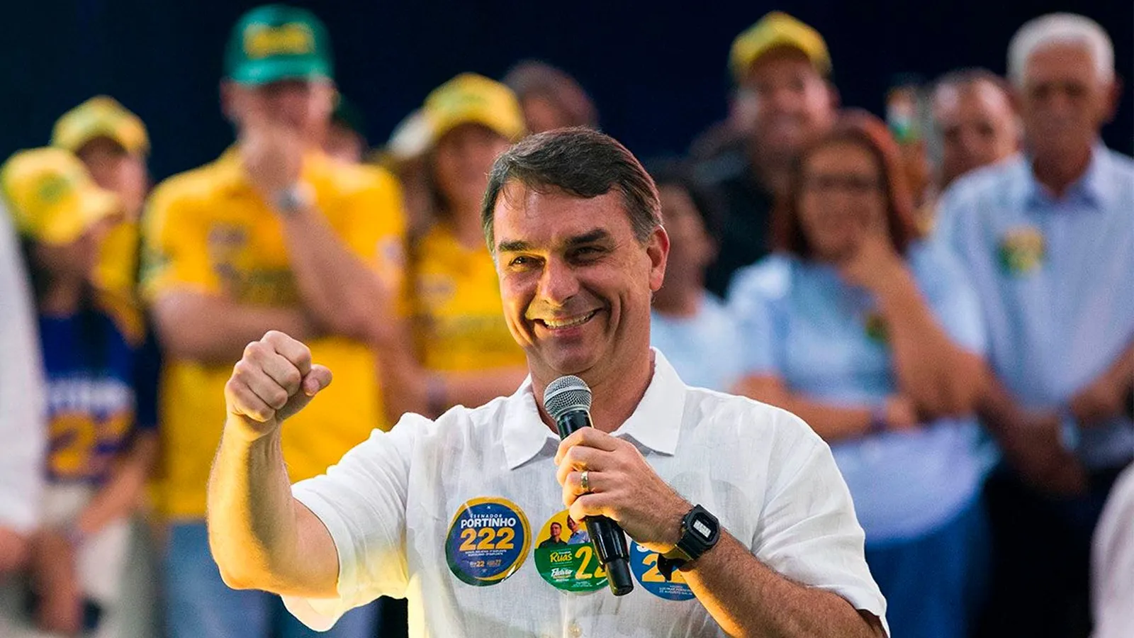 Flávio Bolsonaro aseguró que Brasil “quiere un cambio”.