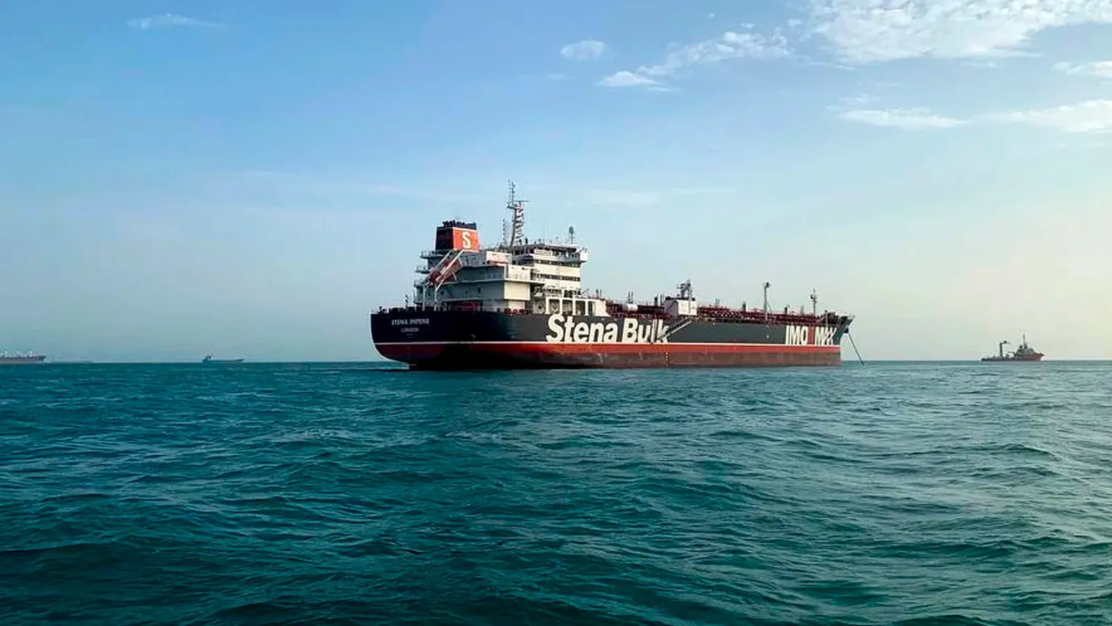 El petróleo vuelve a superar los US$100.