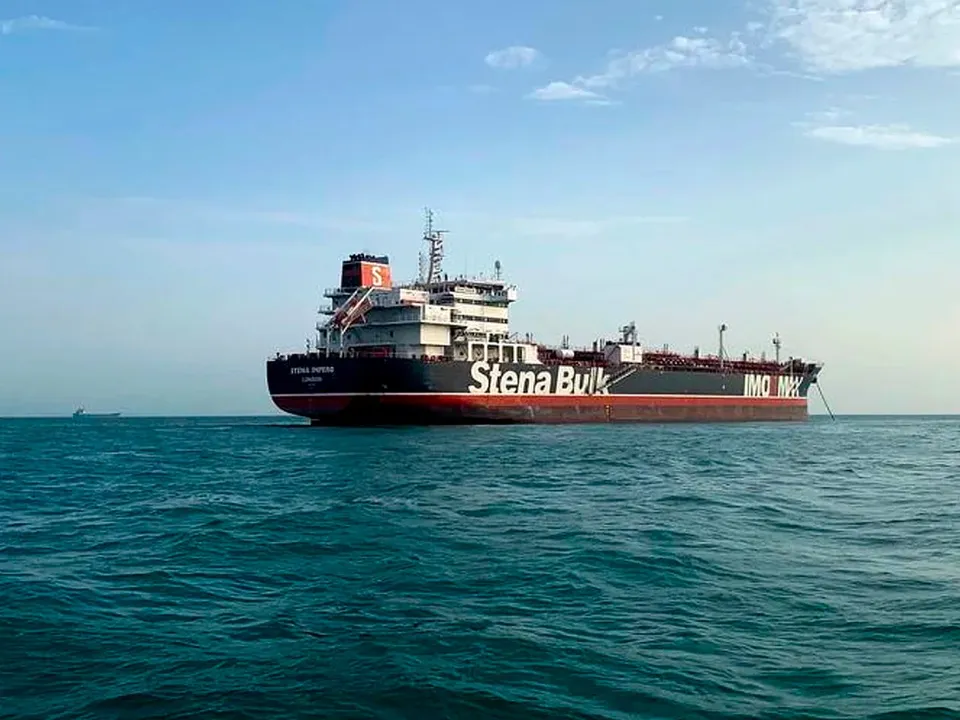 El petróleo vuelve a superar los US$100.