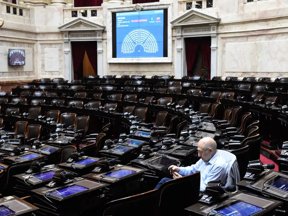 La oposición busca voltear el DNU de Milei, pero todavía no tiene el quórum asegurado.